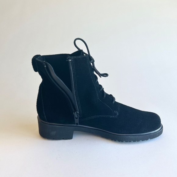 Munro Black Suede Genuine Leather Rubber Outsole Combat Boots size 6 - Picture 16 of 16